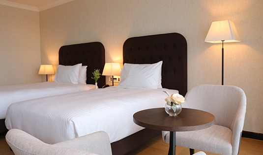 호텔-디럭스 (더블|트윈)-조식불포함